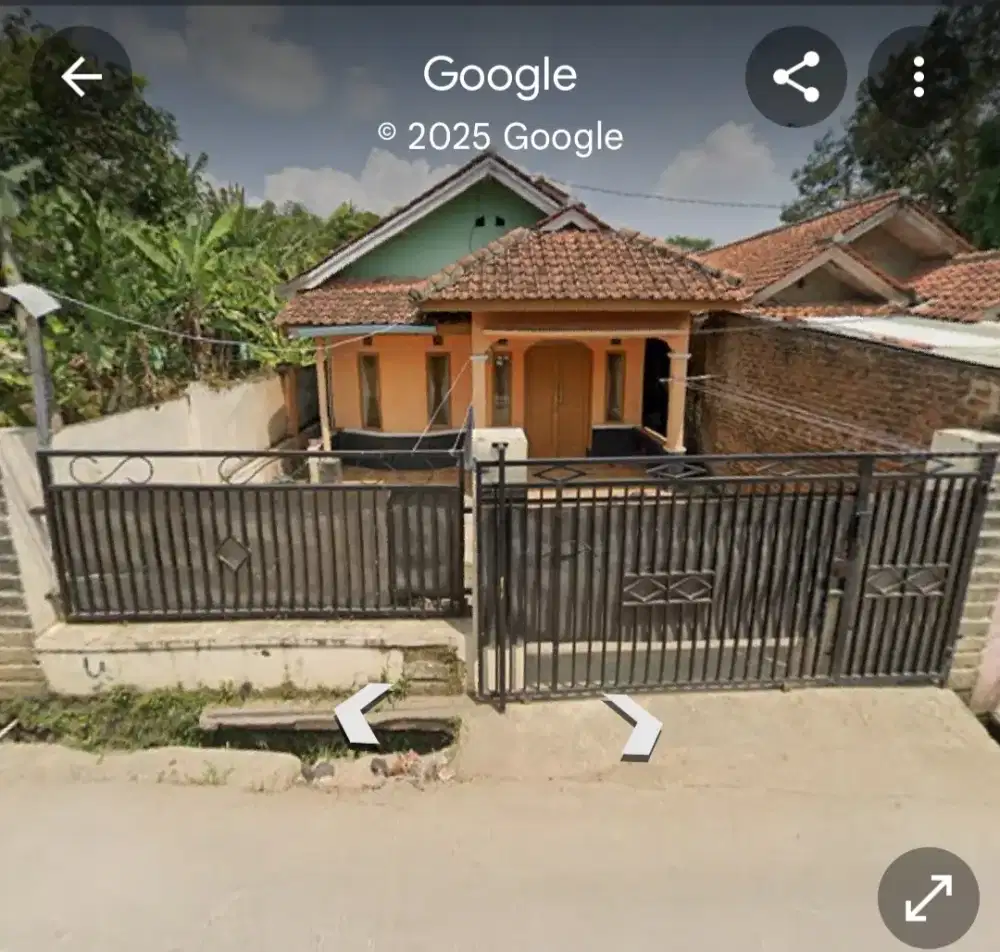 Rumah Permanen Pinggir Jalan