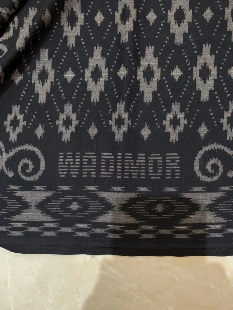 Wadimor Sarung Tenun Bali KHUSUS HITAM Dewasa Motif Muslim Batik