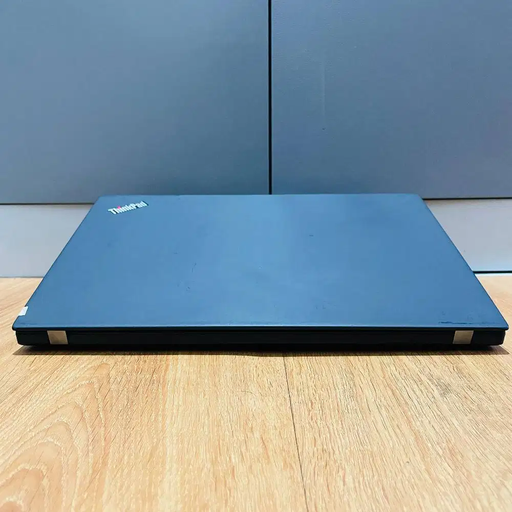 LAPTOP SECOND LENOVO THINKPAD T490 CORE i5//RAM16