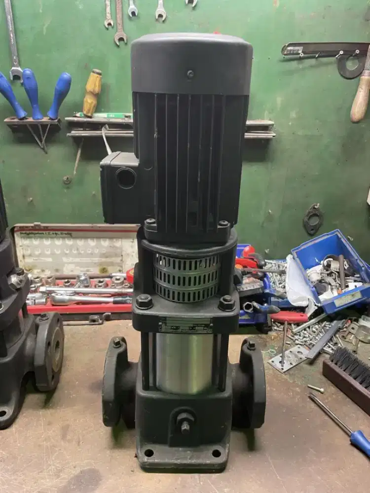 Pompa tekanan tinggi
Grundfos CR 8 100/CR 16-30/CRV2-150