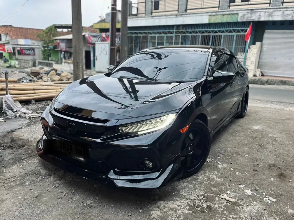 Honda Civic Hatchback 2018 Bensin