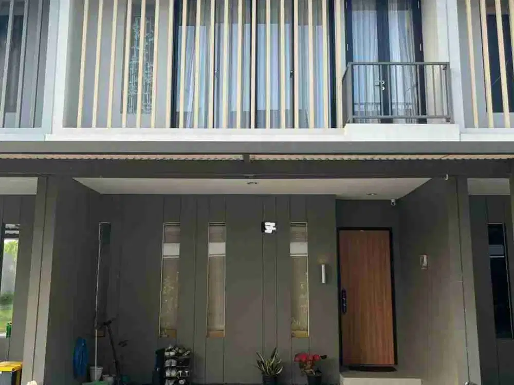 Rumah bagus siap huni di Z Living Grand Wisata Bekasi