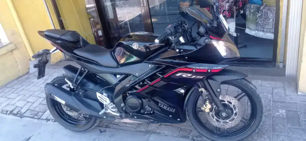 Yamaha R15 th 2015