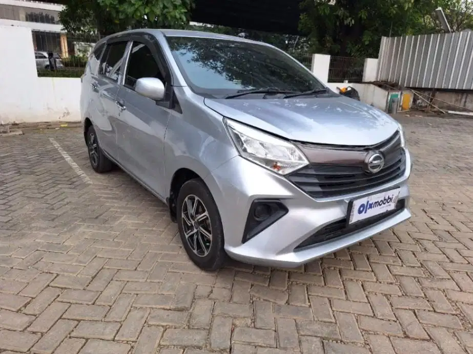 DP MURAH Daihatsu Sigra 1.2 X Bensin-MT 2021 Silver C7WDA