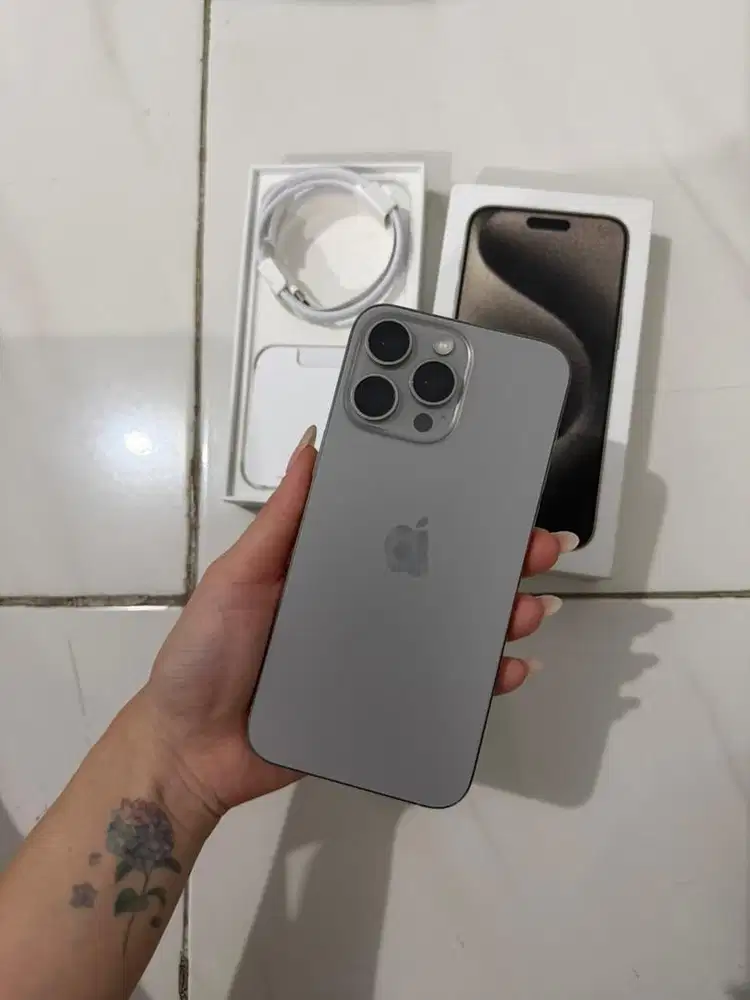 Dijual cepat iphone 15 promax 256gb