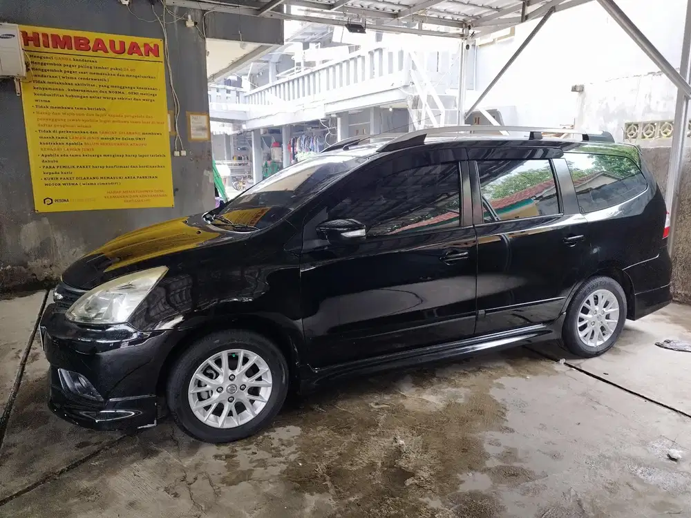 Nissan Grand livina 2013 Bensin