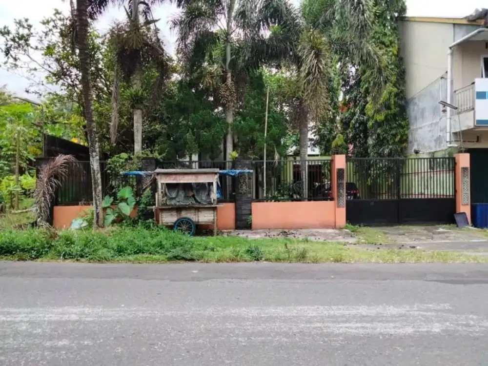 Di Jual Tanah + Bangunan Strategis di Lokasi yang Strategis