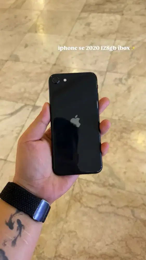 iPhone SE 2020 128gb ex iBox