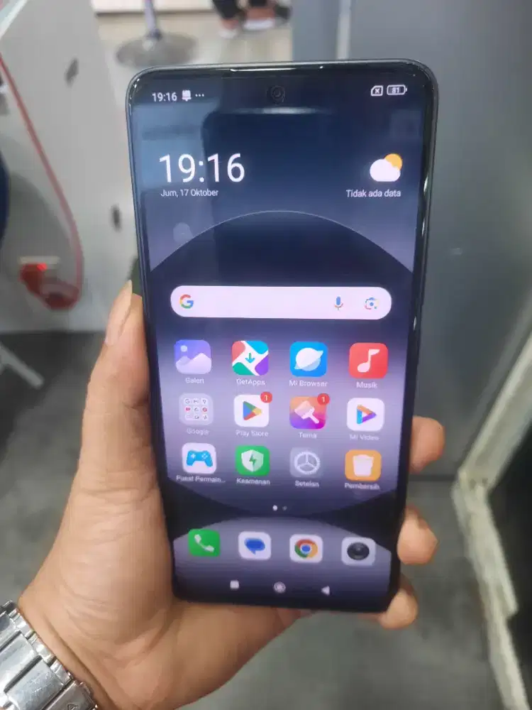 Redmi Note 14 5G 12/512 second