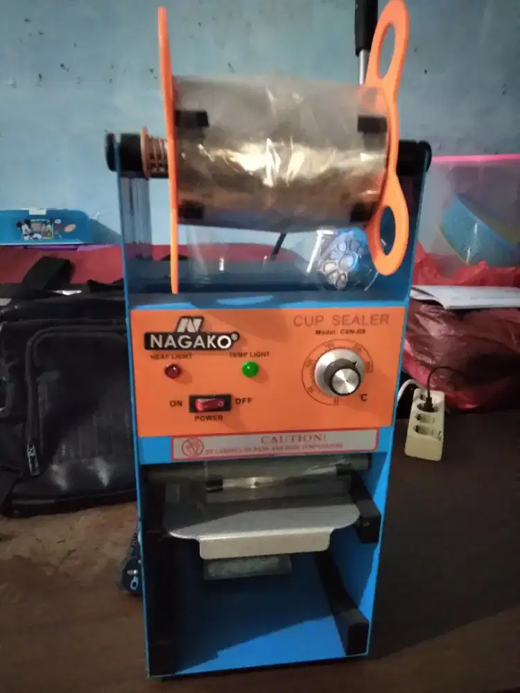 Mesin penutup grlas manual