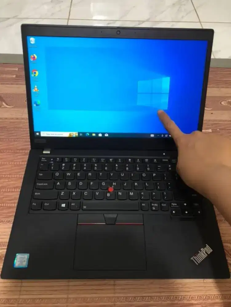 Laptop Lenovo Thinkpad x390 Slim Layar Sentuh