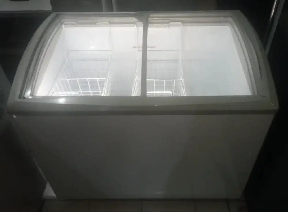 FREEZER SLIDING HAIER 265 LITER NORMAL BEKU TOTAL/ NETT