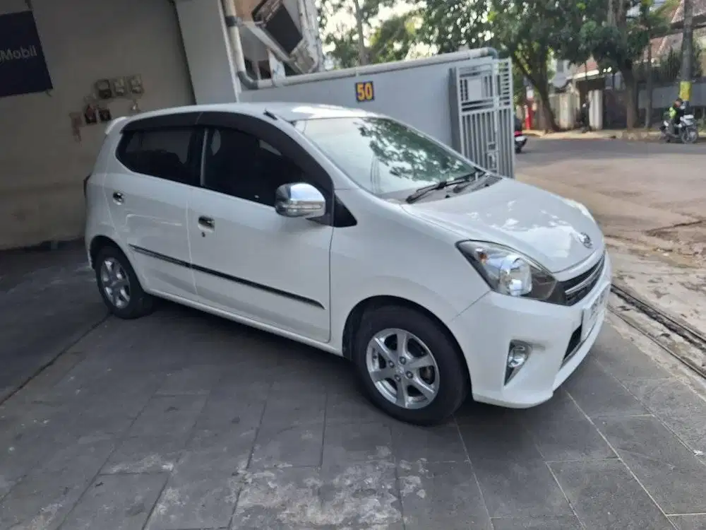 KM 83RB AGYA 1.0 G AT 2013 TOYOTA MATIC trd 2014