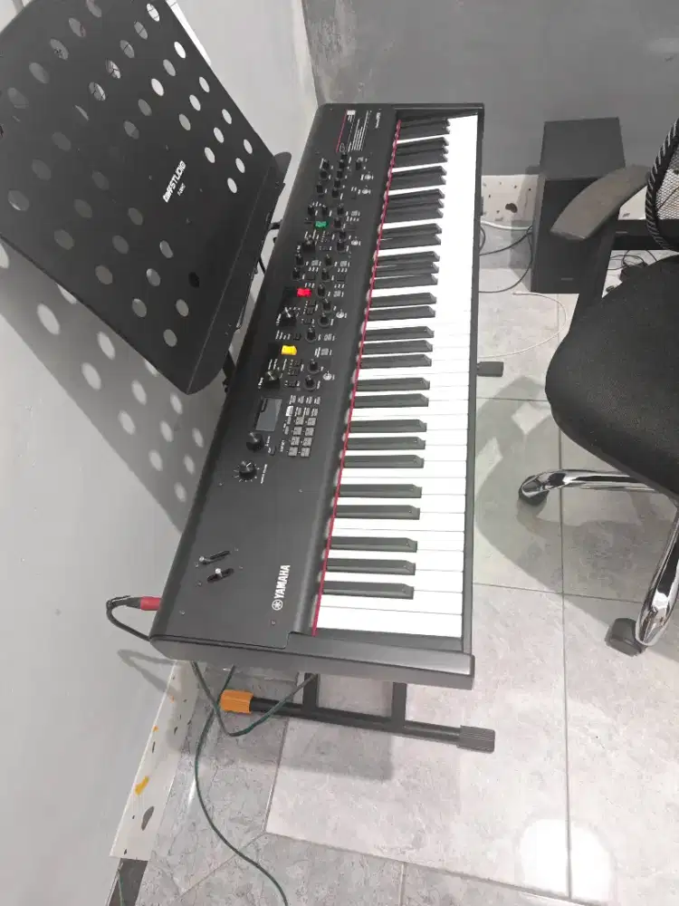keyboard yamaha CP73 73 key digital Stage piano