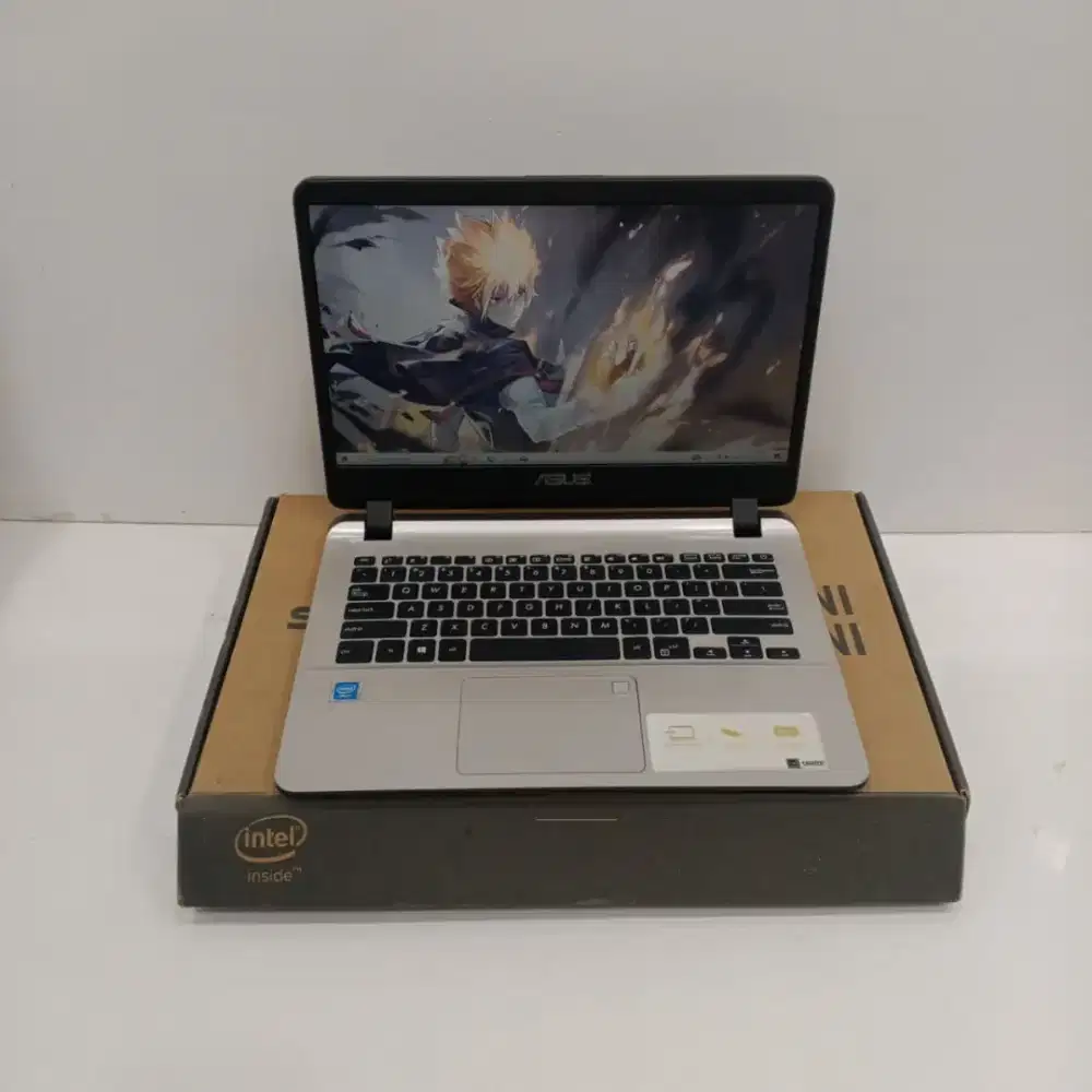 ASUS VIVOBOOK A407M slim desain