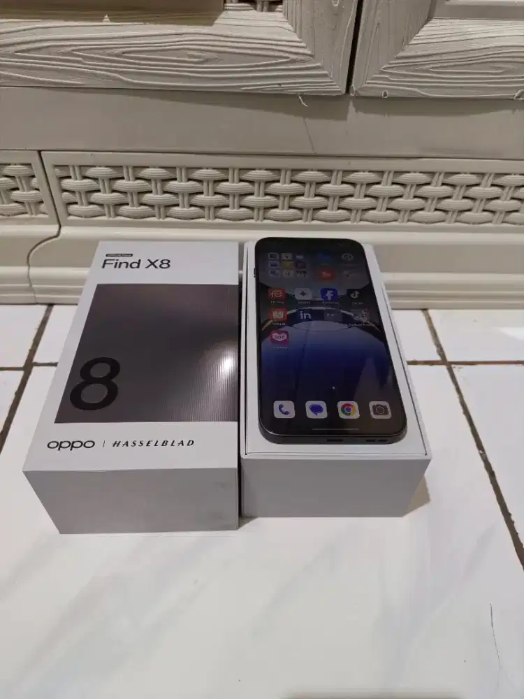 Oppo find x8 12/256