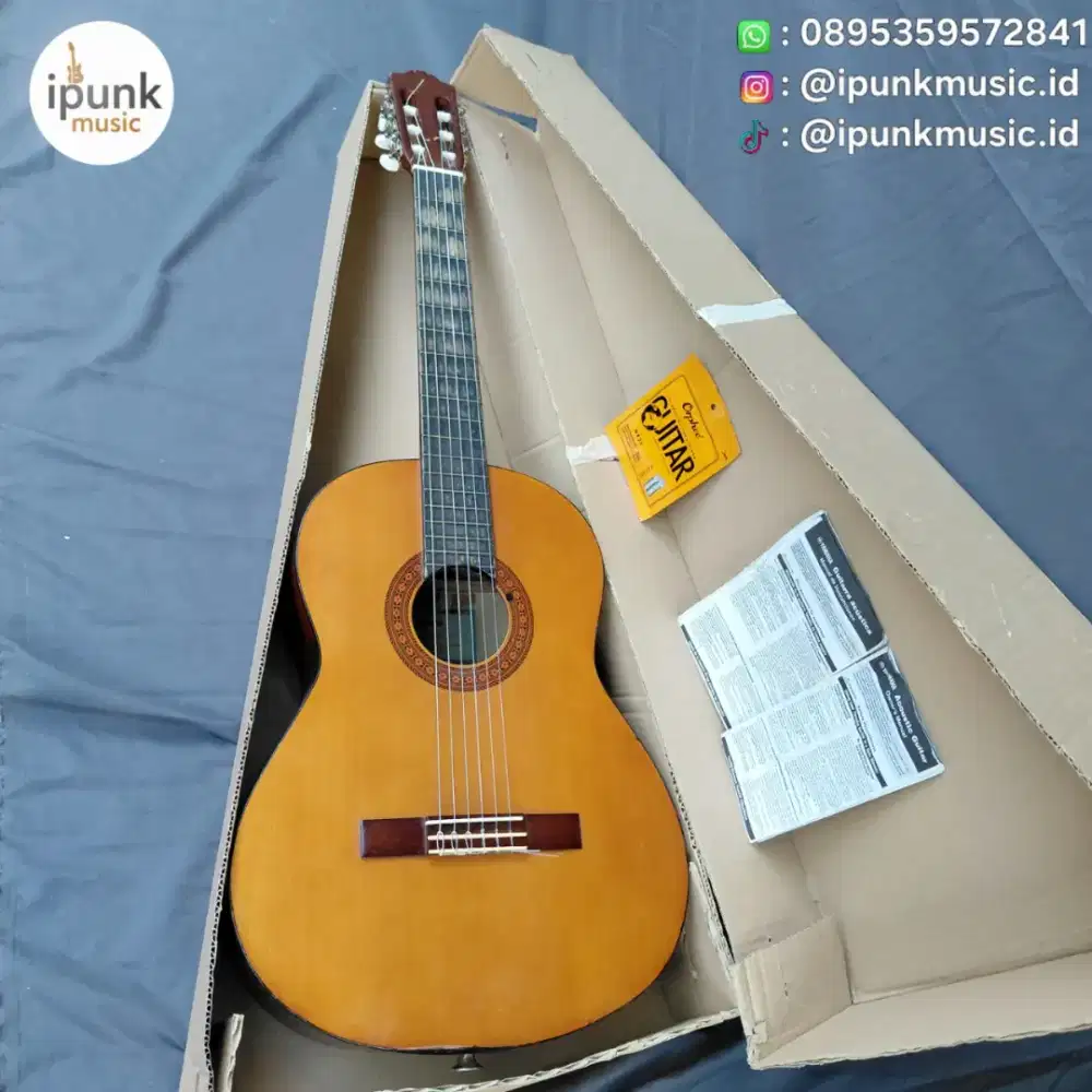 Yamaha C330 Original Gitar Klasik Vintage 90's bonus senar baru nylon