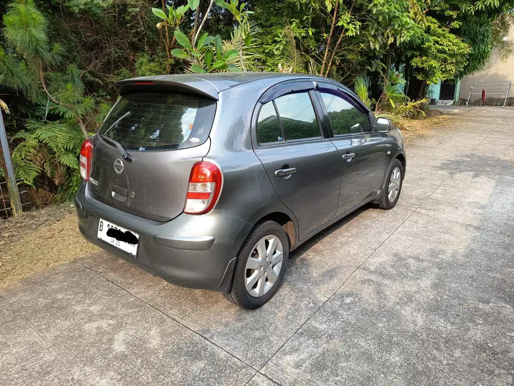 Nissan March Matic