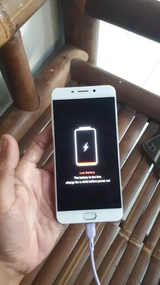 Oppo F1s plus Minus rusak batre sesuai foto