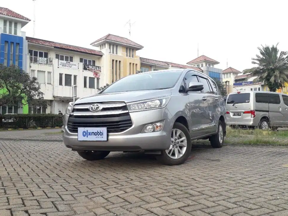 TDP 11JT Toyota Kijang Innova 2.0 G Luxury Bensin-AT Silver 2021