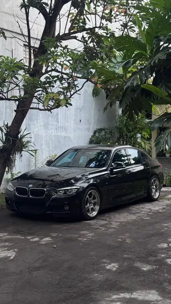 bmw 320i alcantara edition