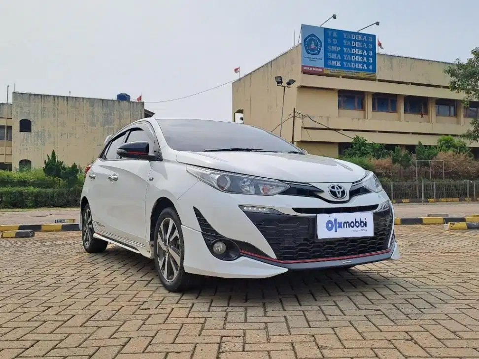 TDP 8,JT Toyota Yaris 1.5 TRD Sportivo Bensin-AT Putih 2019