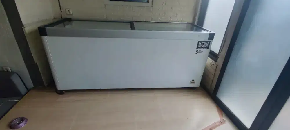 Jual freezer murah merk liebherr