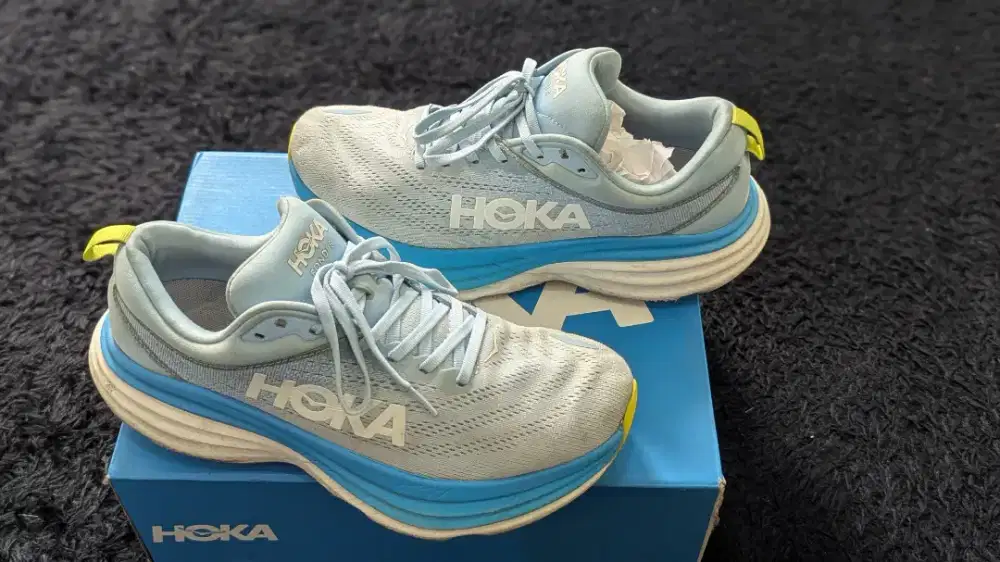 Sepatu Hoka Bondi 8