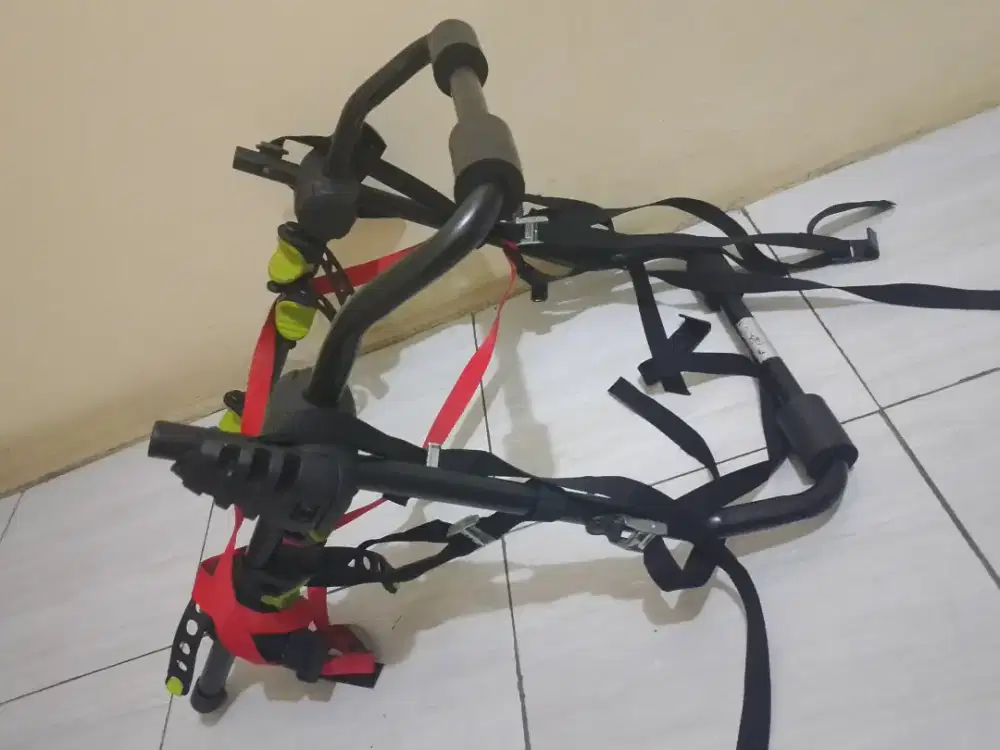 Jual gantungan sepeda buat d belakang mobil