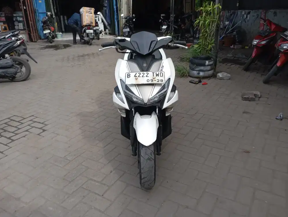 [PROMO OKT] Yamaha Aerox Tahun 2018 Surat Komplit