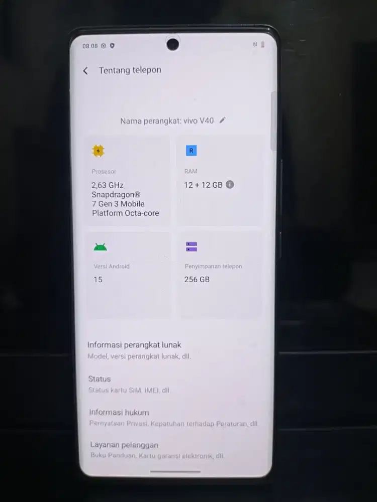 Vivo V40 5G 12/256 + charger
