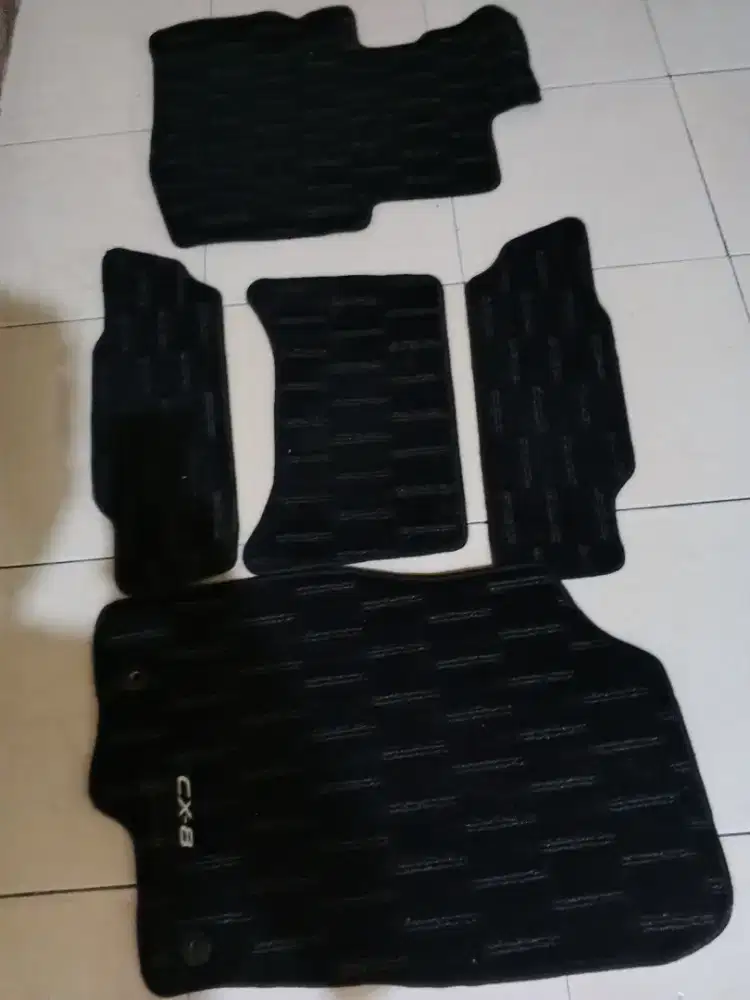 Karpet ori Mazda 8 elite