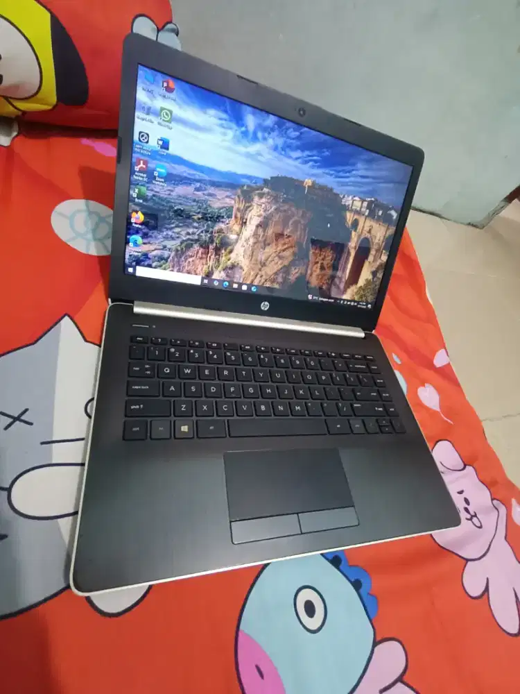Bismillah dijual laptop hp AMD A9