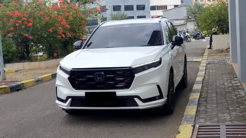 Km12rb honda crv rs hybrid 2023 pakai 2025 putih