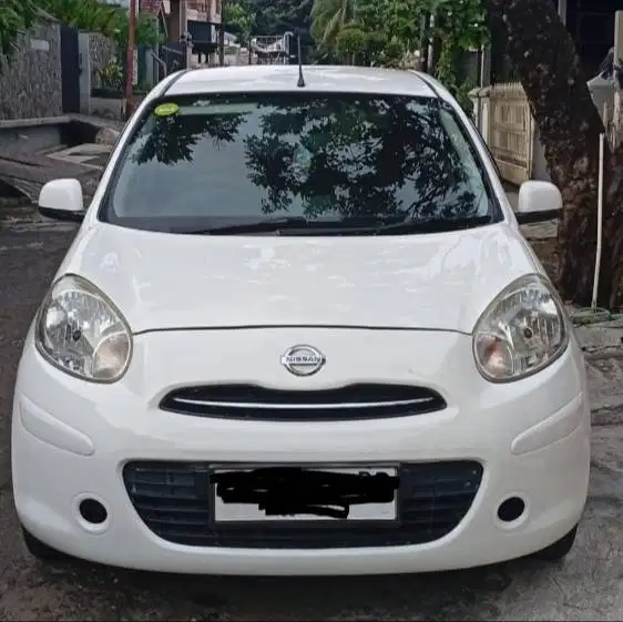 Nissan March 2013