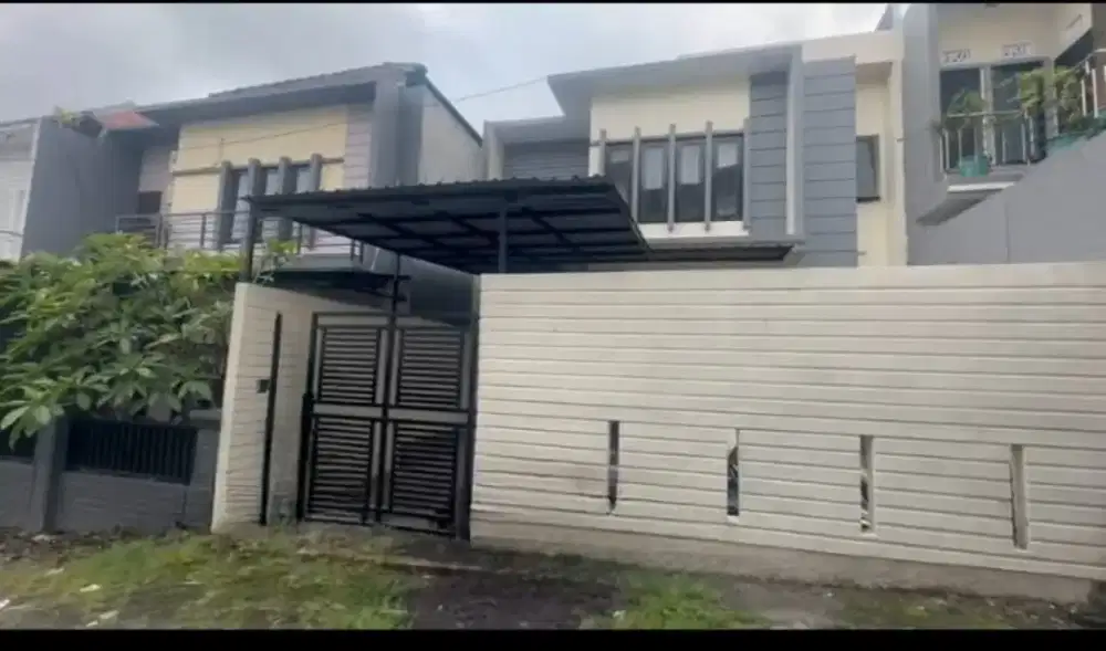 Rumah one gate 2lt 185m2 pusat kota dkt raya di gatsu tengah jl5mtr