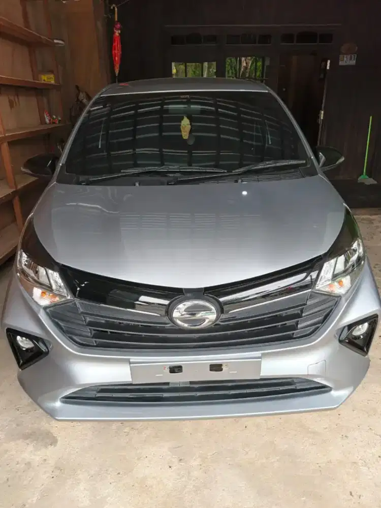 Daihatsu sigra R