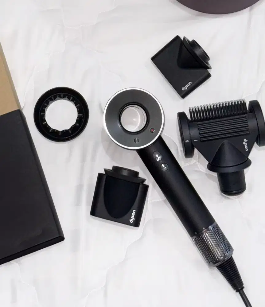 Dyson Supersonic Hairdryer HD15 (Black/Nickel)
