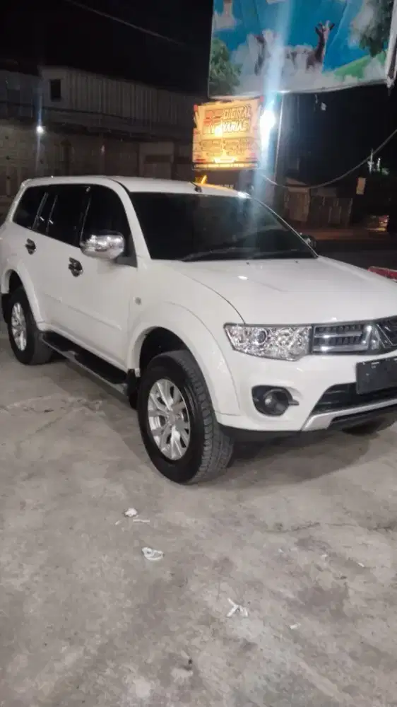 Pajero sport tahun 2014