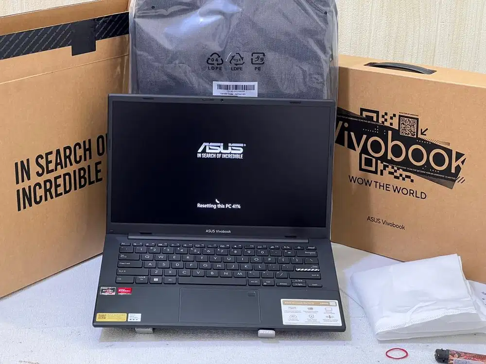 Asus VivoBook Go 14 E1404FA R5-7520U RAM 8 SSD 512 Garansi Full 2 Thn