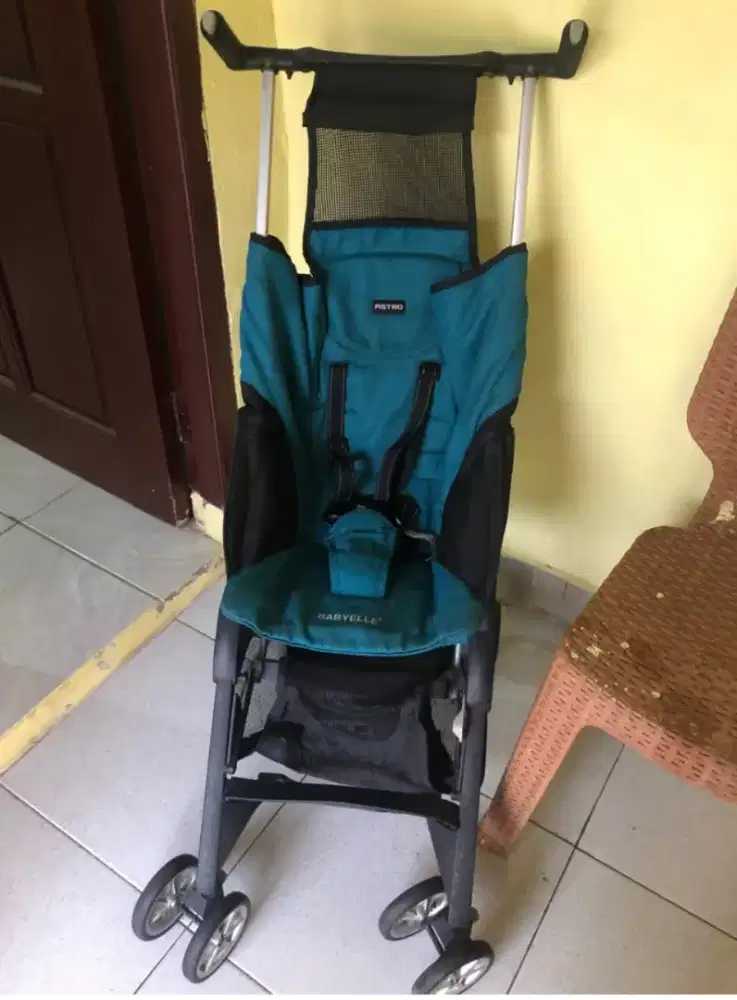 Stroller traveling lipat babyelle