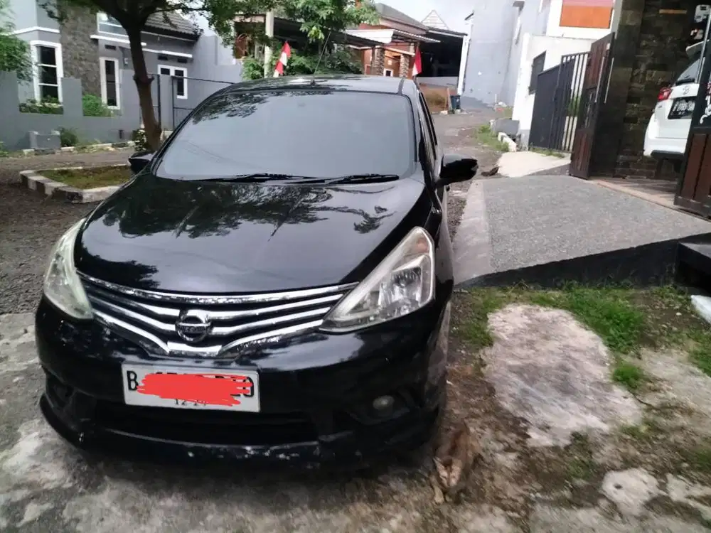 GRAND LIVINA 1.5 HWS AT 2014
