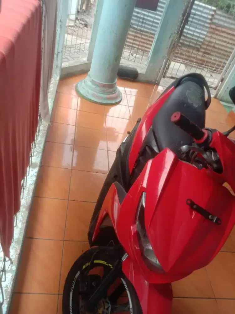 Dijual YAMAHA SOUL GT INJEKSI ASLI warna MERAH 2012 Surat lengkap