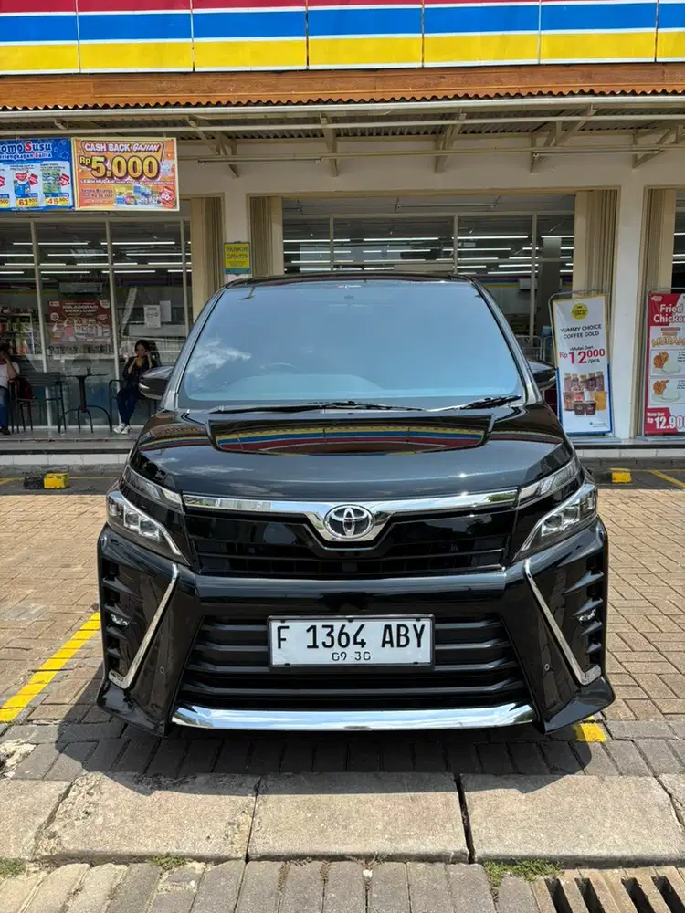 Toyota Voxy 2018 ANTIK!!!