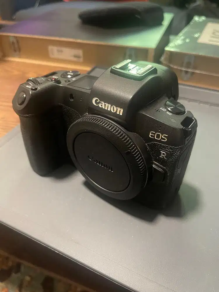 Eos R + Lensa Canon EF 24-70 Mark II F2.8
