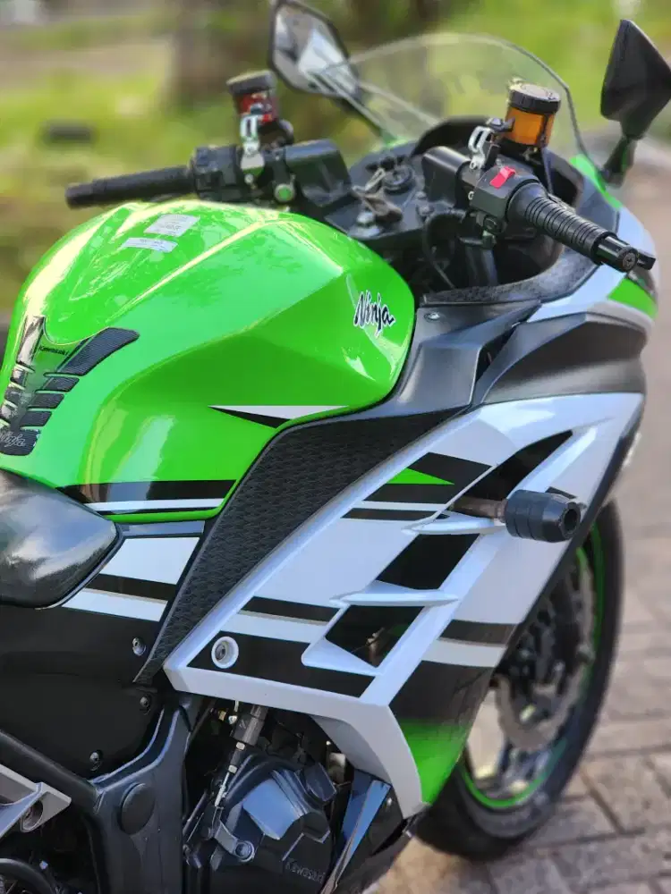 Kawasaki Ninja 250 FI ABS ANIV