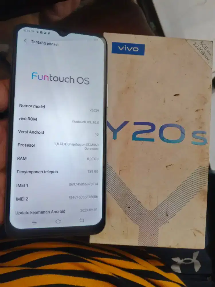 Vivo Y20S 8/128 resmi msih bgus lngkp no minus TT mssuk