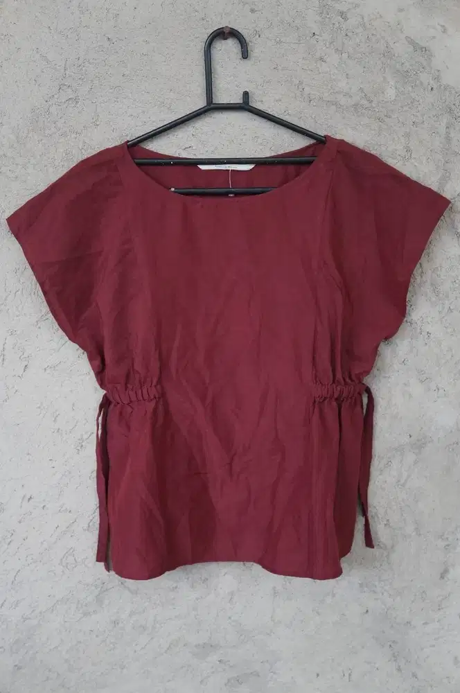 Basic Top Blouse Second Maroon | Atasan Blouse Wanita
