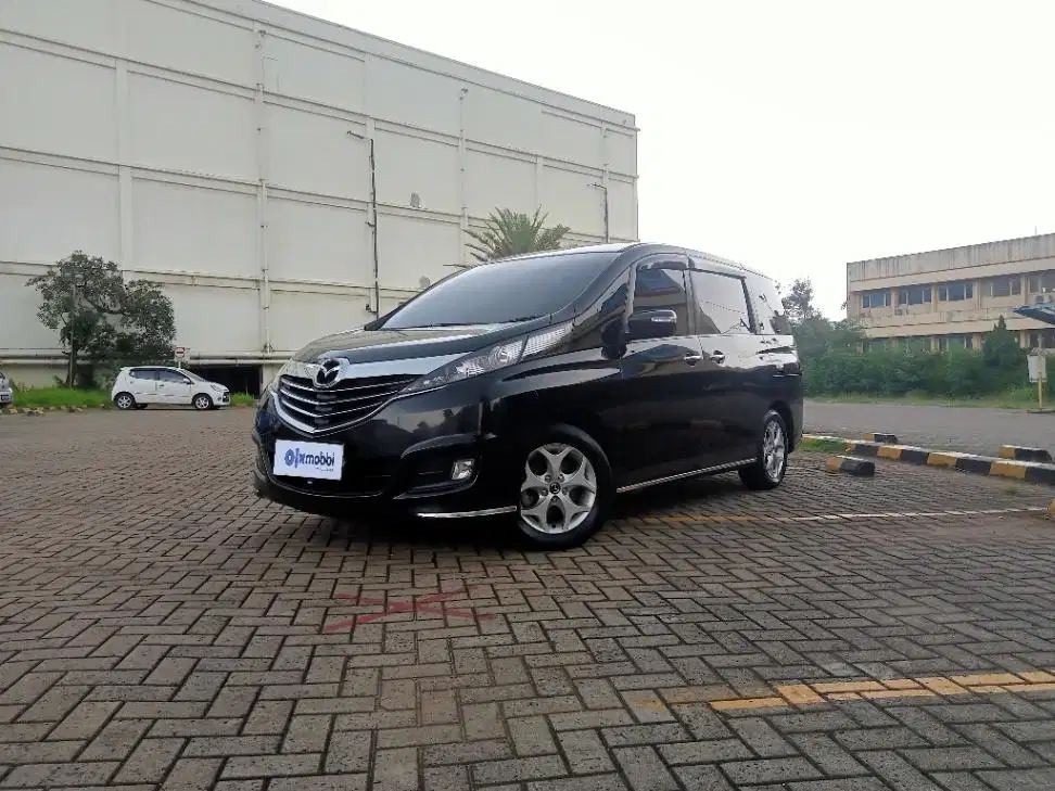 TDP 8,JT Mazda Biante 2.0 Skyactiv Bensin-AT Hitam 2016