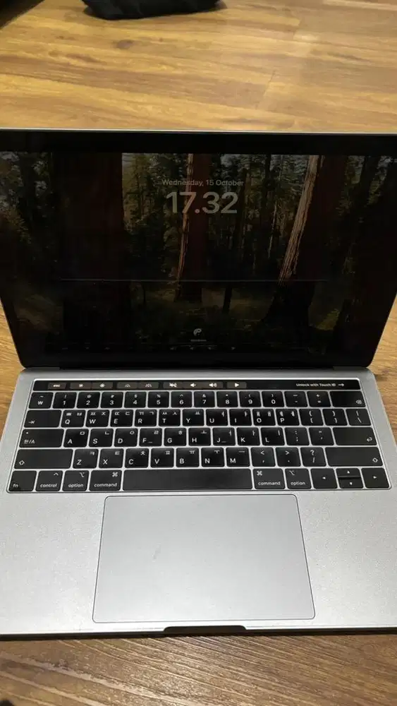 MacBook Pro 2019 second/bekas siap pakai